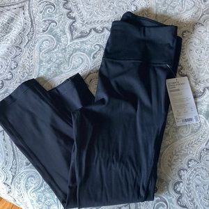 Athleta Ultimate Stash Pocket Capri black size small